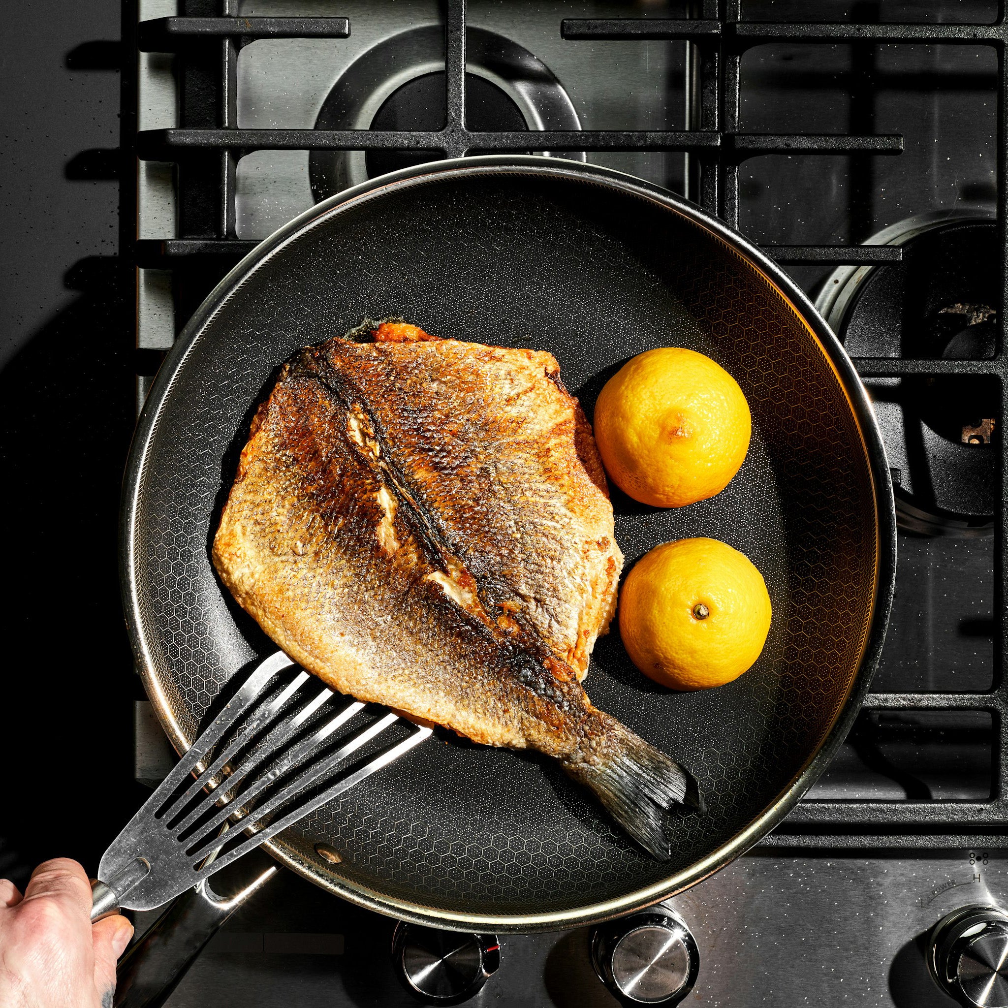 Hybrid Fry Pan with Lid, 12" - Image 7