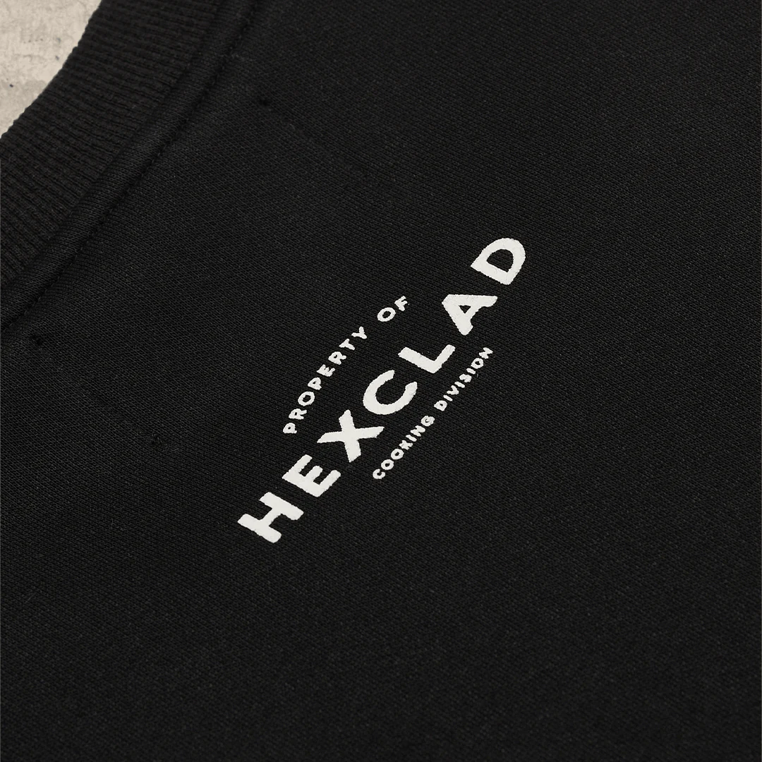 Classic Logo Badge Women's Cropped Tee - Image 5