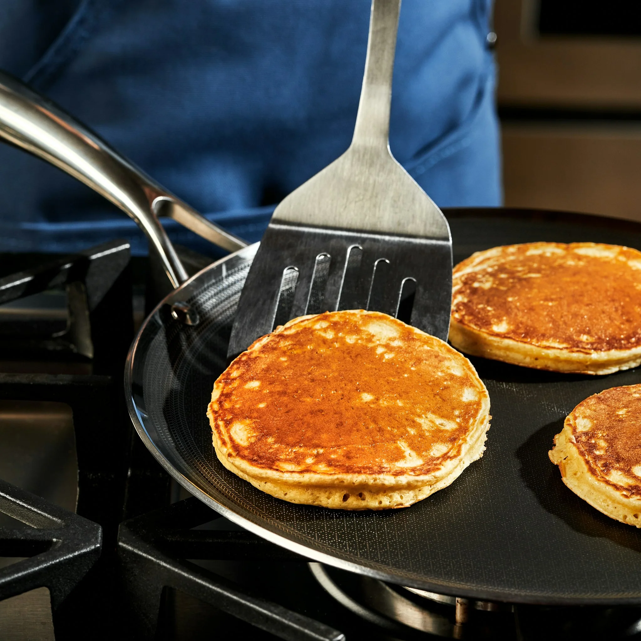 Hybrid Griddle Pan, 13" - Image 6